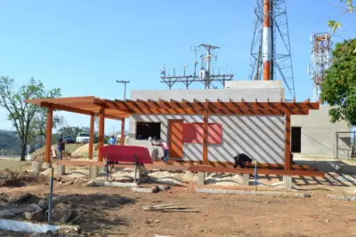 Administração Municipal está construindo nova Lanchonete no Morro do Cristo de Pedreira