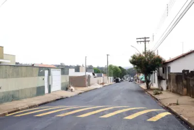 Avenida Luiz Pilla, em Martim Francisco, é recapeada