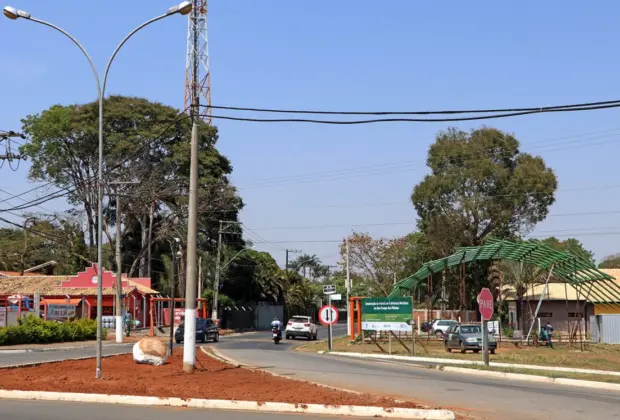 Obras provocam mudanças pontuais de trânsito em Holambra