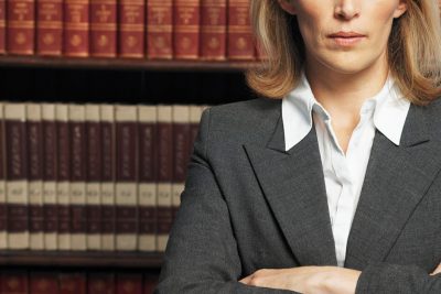 Os desafios das mulheres (na advocacia): como se diferenciar no mercado de trabalho?