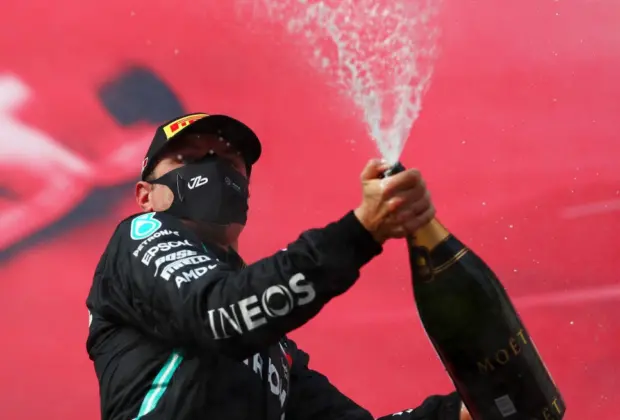 Hamilton defende Bottas e diz que companheiro de equipe não recebe crédito que merece