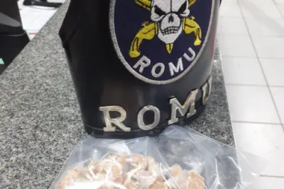 ROMU Mogi Guaçu prende homem com 53 pedras de crack