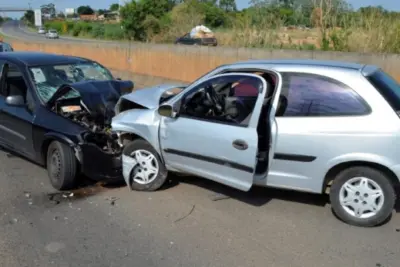 Homem de 58 anos perde a vida em grave acidente na SP-342