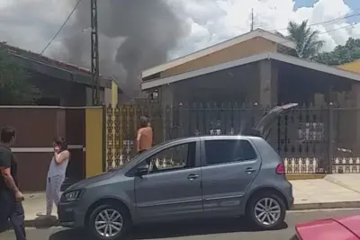 Residência tem início de incêndio no Jardim Pedra Branca em Santo Antônio de Posse