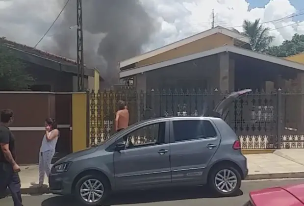 Residência tem início de incêndio no Jardim Pedra Branca em Santo Antônio de Posse