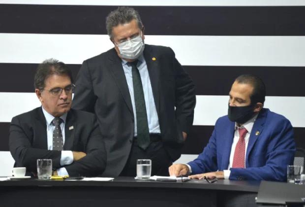 Edmir Chedid reitera ao Estado preocupação com estâncias e MITs