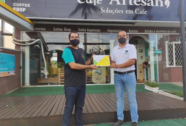 Mudavisão em Compostagem certifica empresa Café Artesan Soluções em Café em Jaguariúna