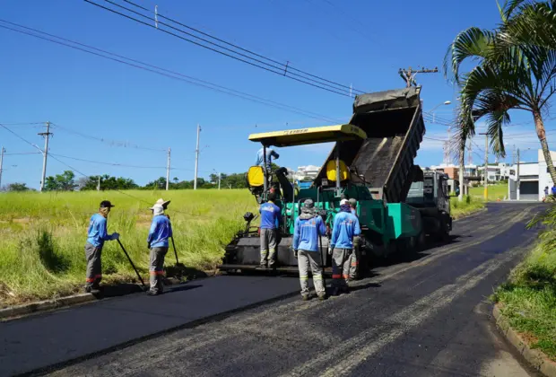 Prefeitura inicia obras de recapeamento que beneficiarão sete ruas