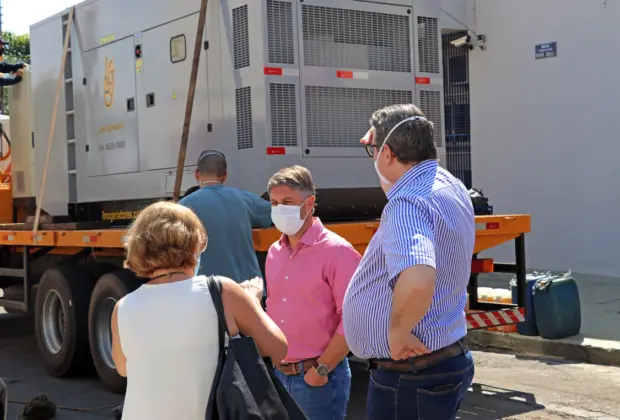 Hospital Municipal recebe gerador provisório e inicia instalação de ala de tomografia