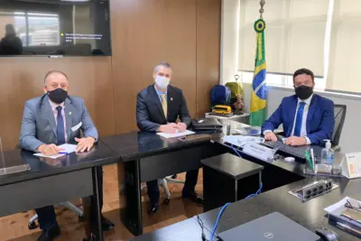 Por mais recursos para Holambra, Fernando Capato e vice cumprem agenda em Brasília