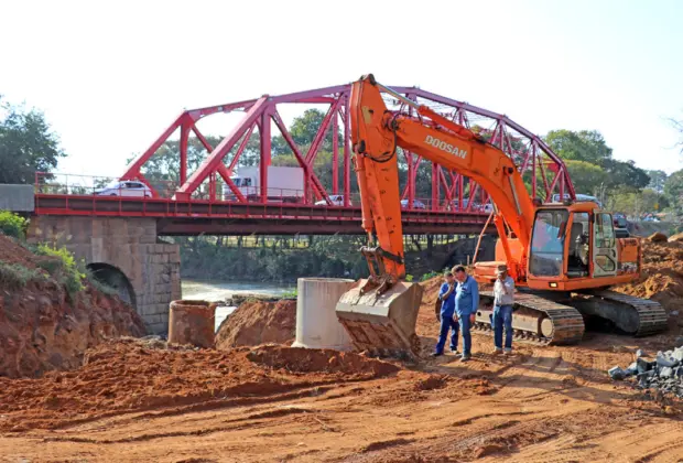 Obras inicia substituição de galerias de água pluvial na Avenida dos Trabalhadores