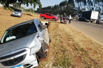 Acidente causa transtornos na entrada de Holambra