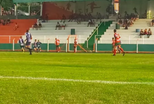 Copa de Futebol Amador de Holambra tem início com média de dois gols por partida