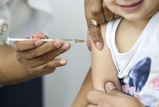 Saúde realiza “Dia V” de Multivacinação para atualizar cadernetas de crianças e adolescentes e imunizar população contra Covid-19