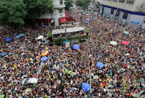 Cidades de SP cancelam carnaval em 2022