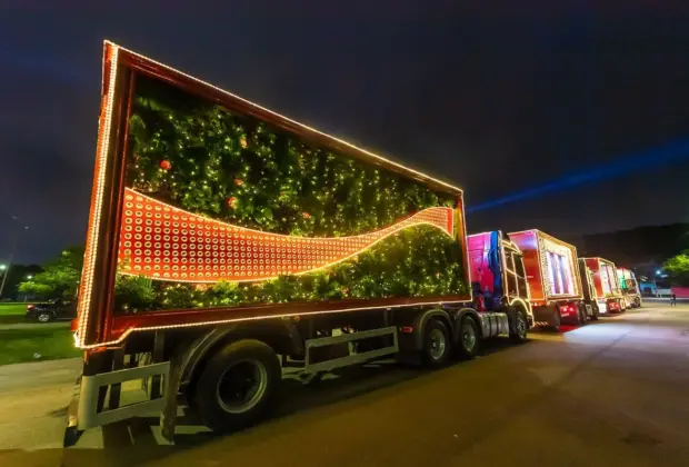 Cosmópolis recebe a Caravana Iluminada de Natal da Coca-Cola