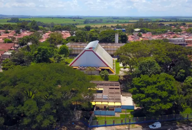 Artur Nogueira fecha 5 creches por 7 dias após educadoras testarem positivo para Covid-19