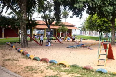 Educação moderniza e investe mais de R$ 1 milhão em playgrounds para escolas municipais de Artur Nogueira