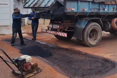 Prefeitura promove ação tapa buracos