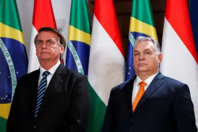 Na Hungria, Bolsonaro divulga informações falsas sobre Amazônia