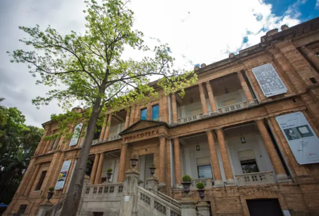 Pinacoteca de São Paulo inaugura a mais abrangente exposição de Adriana Varejão