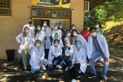 Alunos de Medicina da Unieduk visitam Posto Veterinário de Jaguariúna