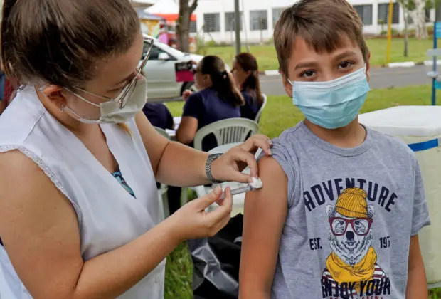 Saúde aplica 1.091 doses durante evento no Parque dos Ingás