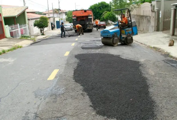 Obras realiza operação tapa-buracos no Nova Jaguariúna