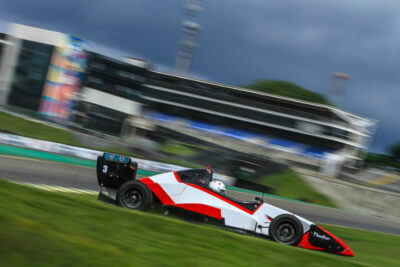 Fórmula Inter: Dia de treinos propõe experimentar um verdadeiro carro raiz