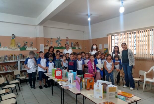 Biblioteca Pública Municipal de Pedreira comemorou o “Dia Nacional do Livro Infantil”