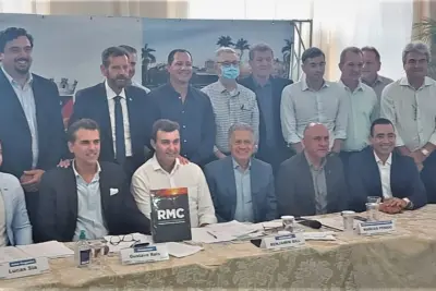 Prefeito Fábio Polidoro participa de reunião do Conselho de Desenvolvimento da RMC