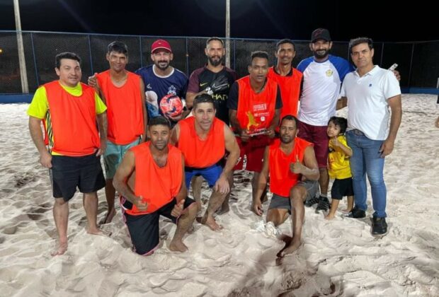 “Amigos” são campeões do torneio de futebol de areia de Engenheiro Coelho