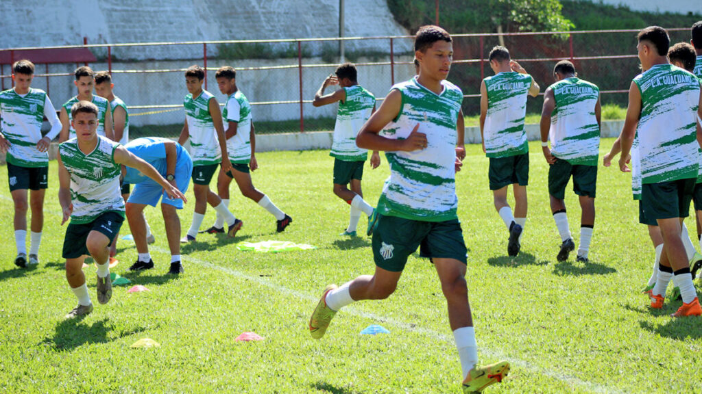 Mandi vence no sub-15 e empata no sub-17 pela primeira rodada do