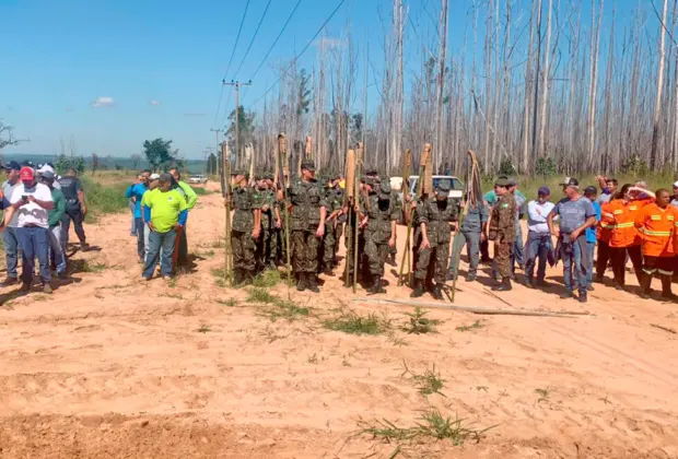 Defesa Civil e Corpo de Bombeiros realizam treinamento de prevenção a incêndios