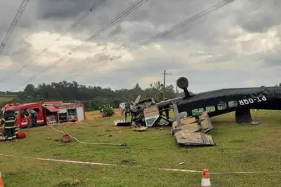 Avião com paraquedistas faz pouso de emergência em Boituva