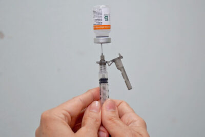 Saúde aplica 1.247 doses contra a Covid-19 durante vacinação de sábado