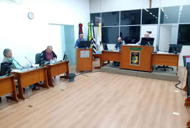 Em audiência pública, secretário apresenta execução financeira do 1º quadrimestre em Amparo