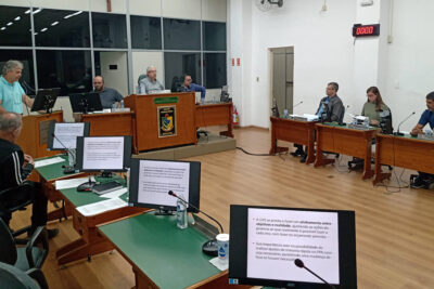 LDO 2023 de Amparo é discutida em audiência na Câmara Municipal