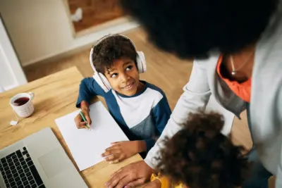 Mais de 78% dos brasileiros discordam de educação domiciliar: 62,5% totalmente, e 16% em parte