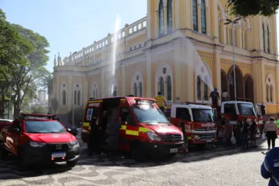 DIA DO BOMBEIRO É COMEMORADO NA PRAÇA RUI BARBOSA