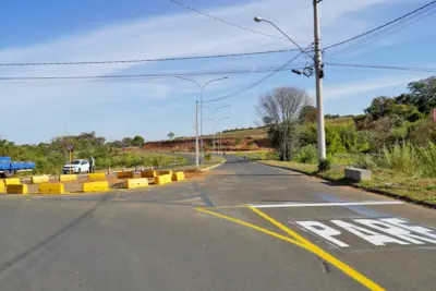 Avenida Alíbio Caveanha ganha nova rotatória para maior fluidez ao trânsito