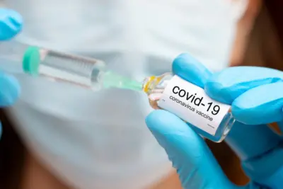 Saúde começa aplicar 4ª dose da vacina contra Covid-19 em maiores de 30 anos em 5 de setembro