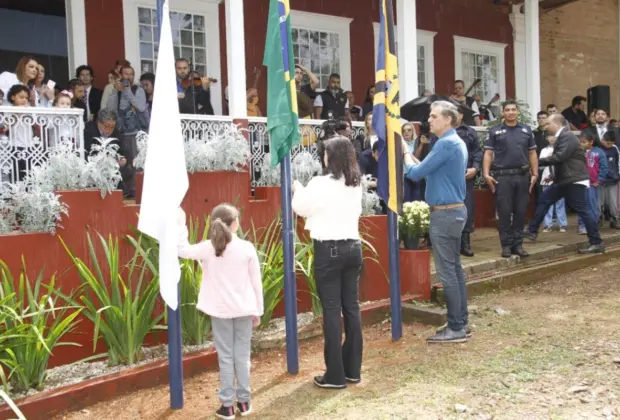 SIMONE TEBET PARTICIPA DE COMEMORAÇÃO DO BICENTENÁRIO DA INDEPENDÊNCIA EM JAGUARIÚNA