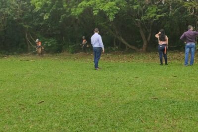 Por prevenção, Prefeitura de Nova Odessa promove ação de limpeza de área verde ribeirinha no São Jorge
