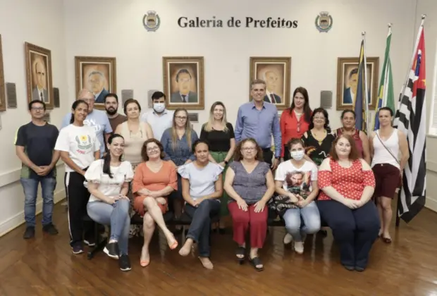 NOVO CONSELHO MUNICIPAL DE EDUCAÇÃO DE JAGUARIÚNA TOMA POSSE