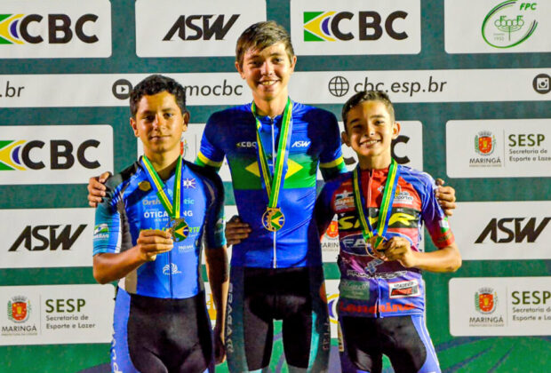 Atleta infantojuvenil ganha três medalhas de ouro no Campeonato Brasileiro de Ciclismo
