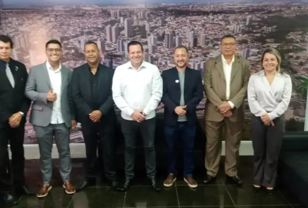 PRESIDENTE DA CÂMARA MUNICIPAL DE JAGUARIÚNA AGORA TAMBÉM PRESIDE O PARLAMENTO METROPOLITANO DA RMC