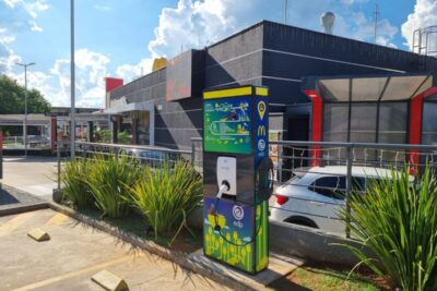 McDonald’s de Jaguariúna agora tem ponto de carregamento para carro elétrico