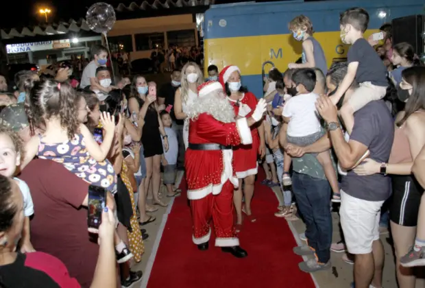 PAPAI NOEL CHEGA DE TREM EM JAGUARIÚNA NA PRÓXIMA QUARTA-FEIRA