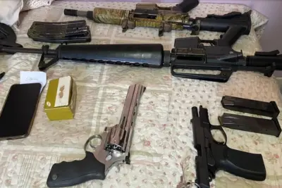 Operação do Baep cumpre mandados e apreende dinheiro, droga e armas em Jaguariúna